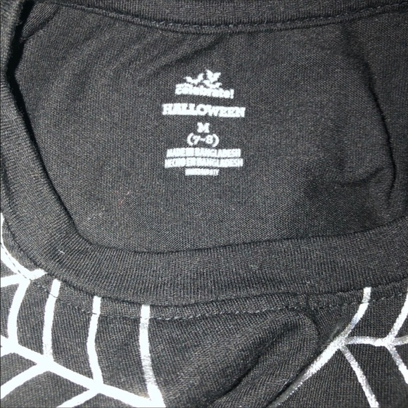 🌟 Halloween Trick or Treat Tee - Picture 10 of 10